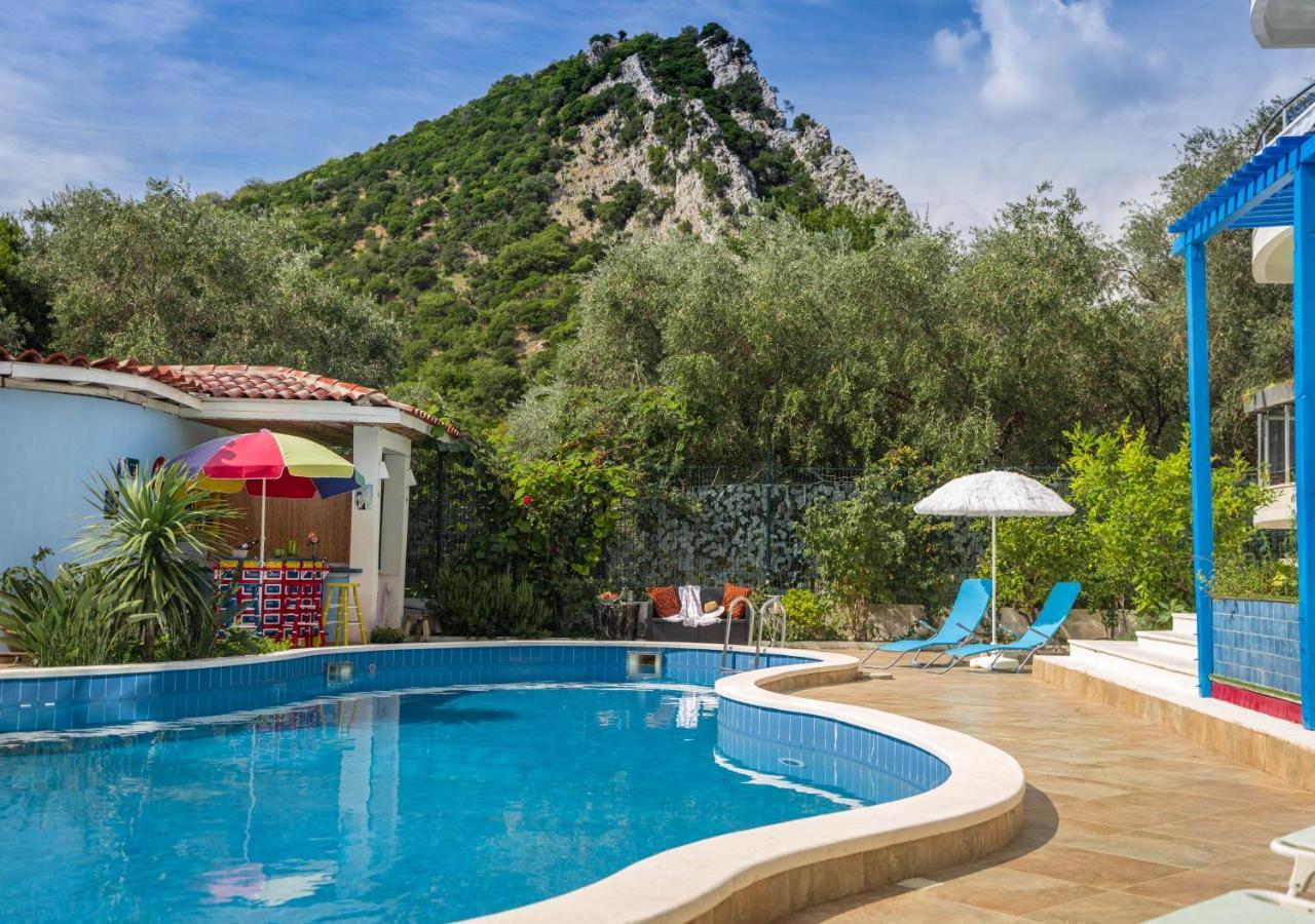 Villa Aurora Petrovac ภายนอก รูปภาพ